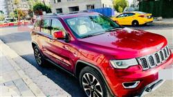 جیپ گراند شیرۆکی